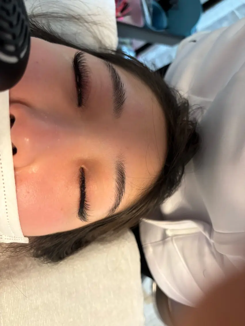 マツエク・マツパ トータルビューティー サロン・Ｎの眉毛・アイブロウイメージ