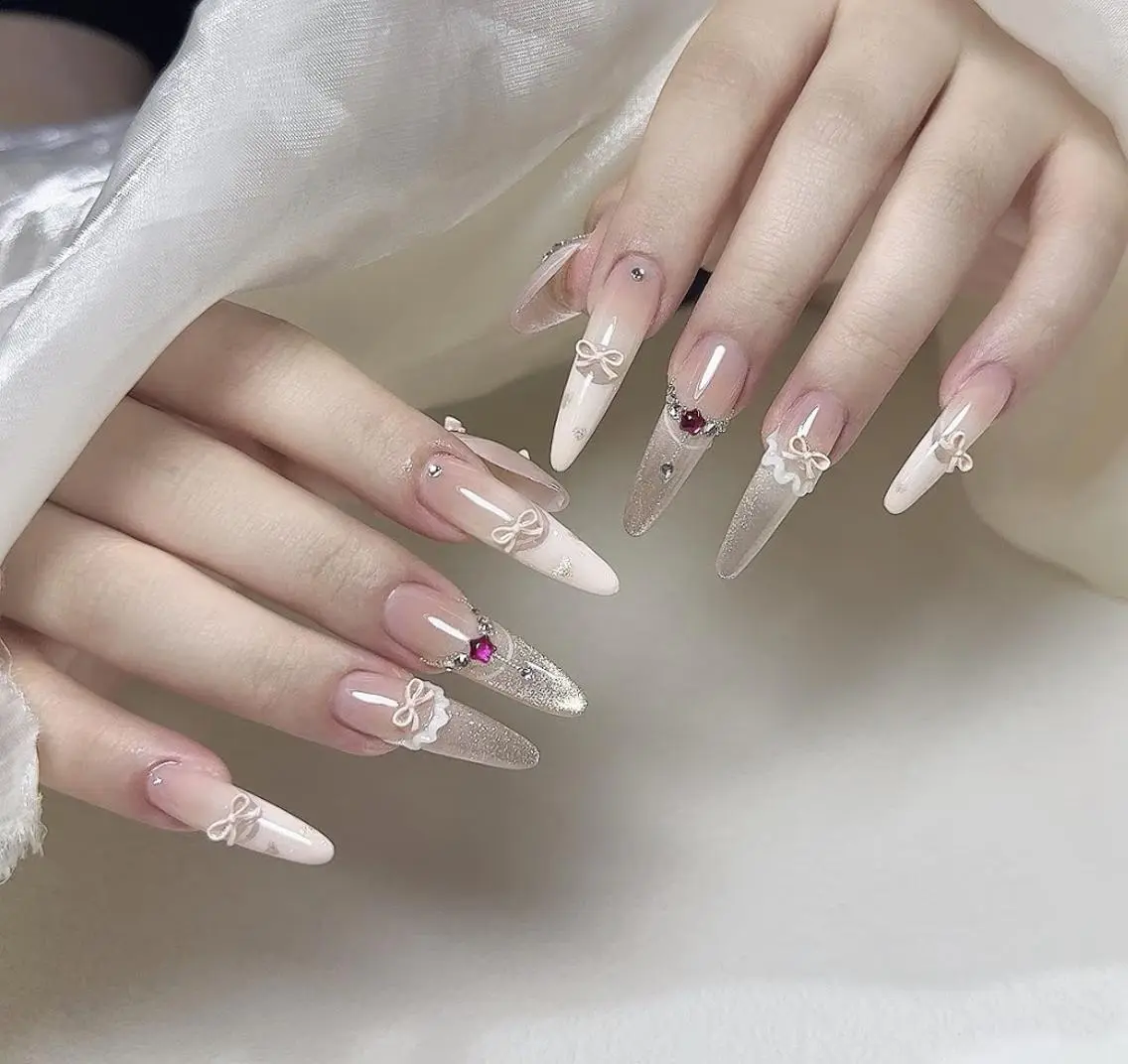 ネイル ハンドネイル 🎀 NaNa_nailのネイルデザイン