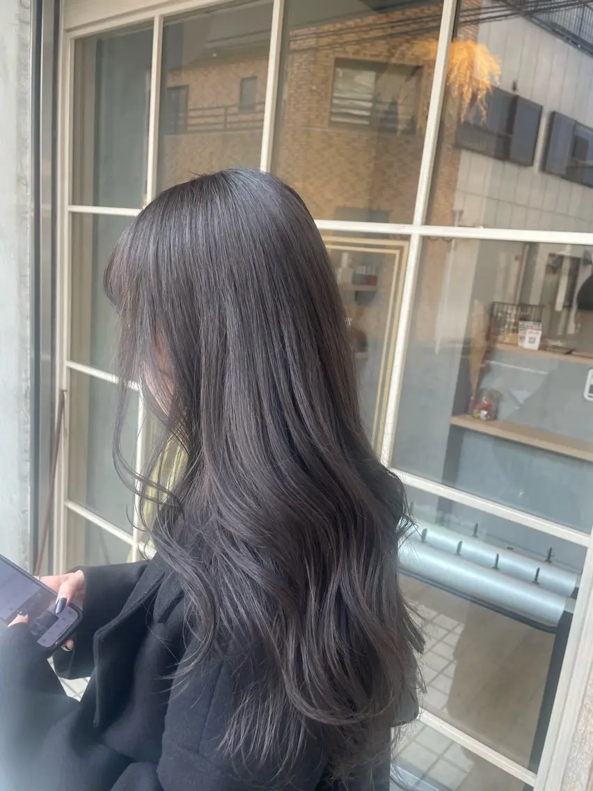 ロング ヘアカラー トリートメント ROCCO アイナ/ レイヤー透明感カラーのヘアスタイル