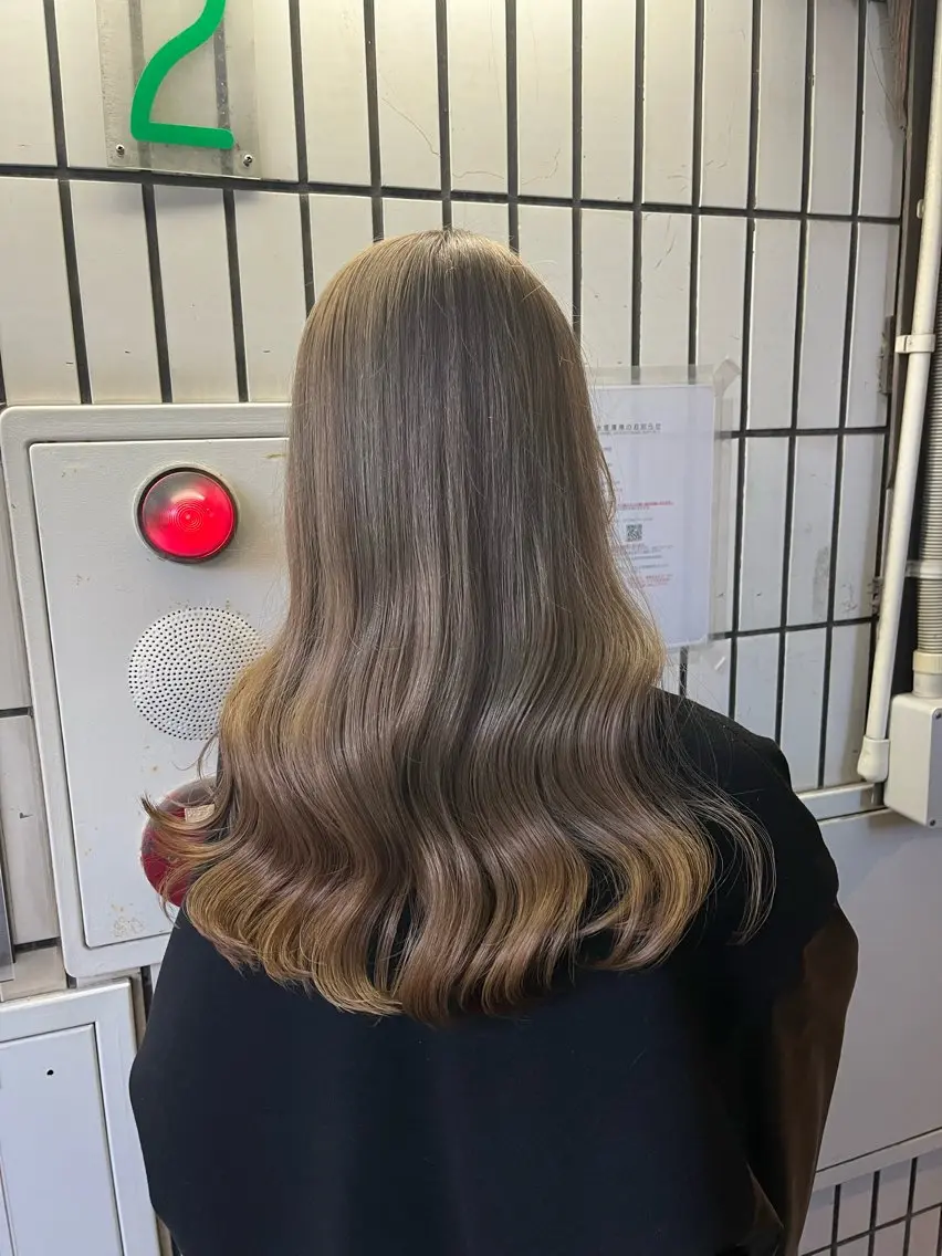 ロング カット ヘアカラー 🍒モデル募集中🍒 ゆづのヘアスタイル
