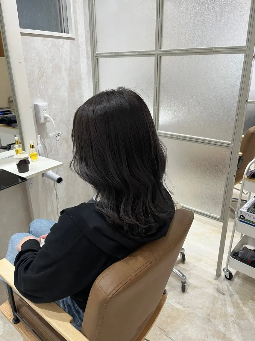 ミディアム 【Velle】 SHUHEIのヘアスタイル