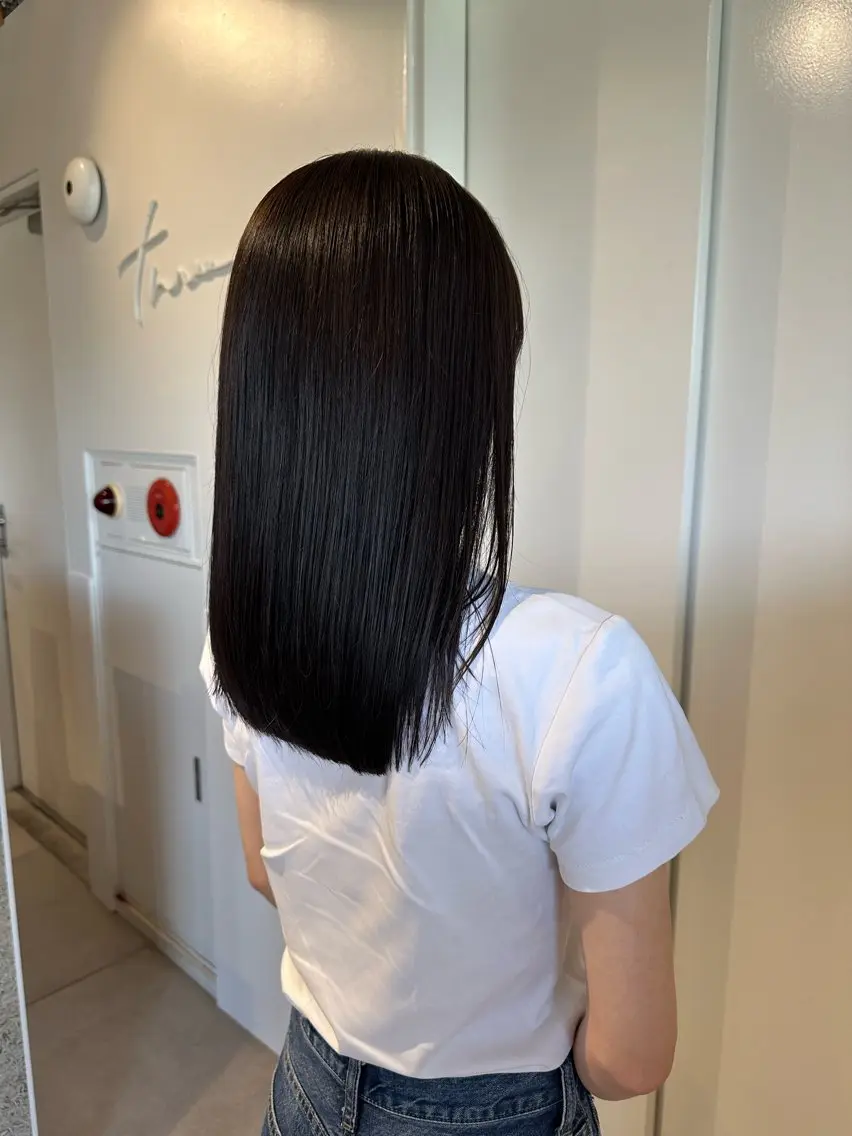 セミロング カット ヘアカラー トリートメント 和田 あおいのヘアスタイル