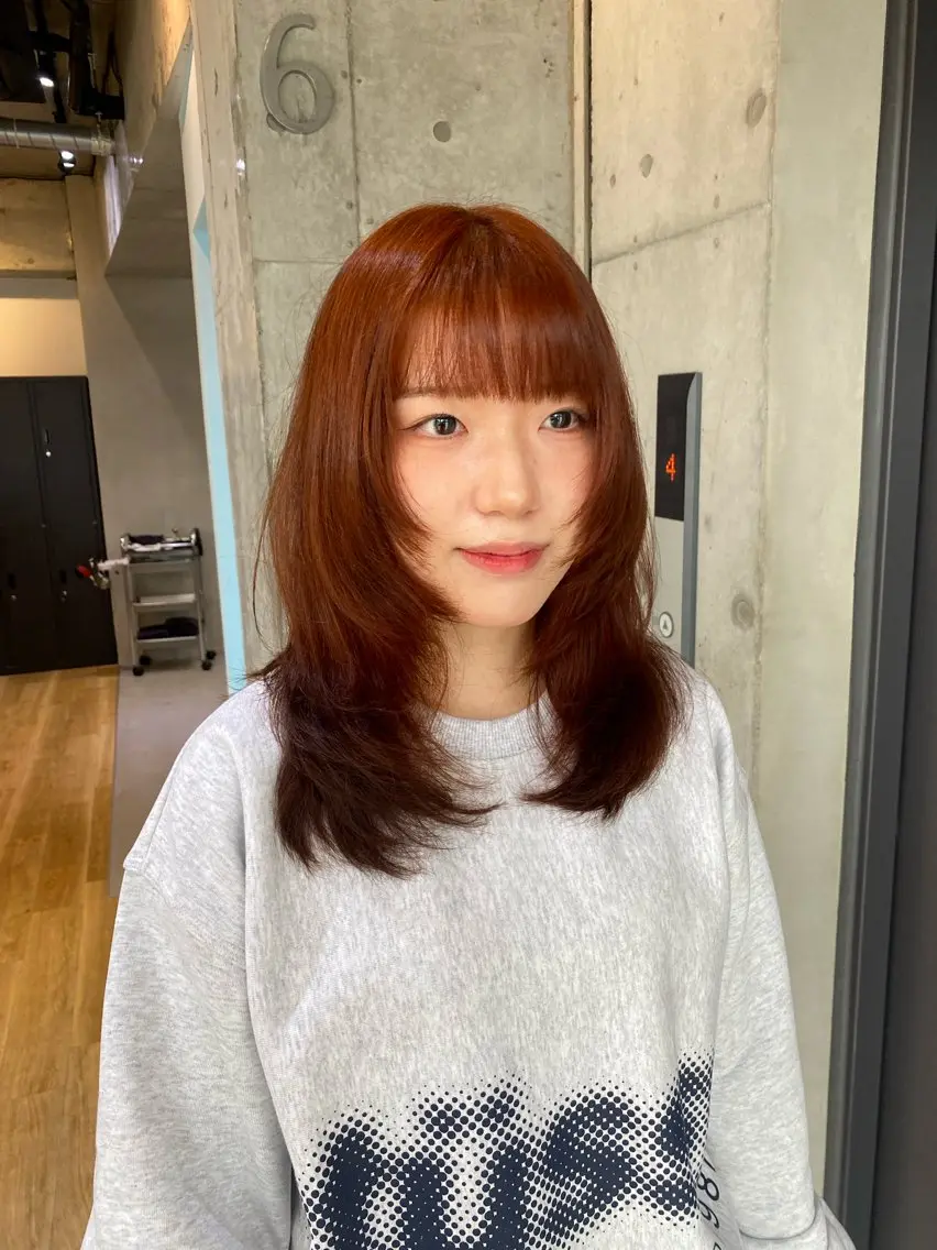 セミロング カラー レイヤーカット 太我/フェザーパーマ /ニュアンスパーマのヘアスタイル