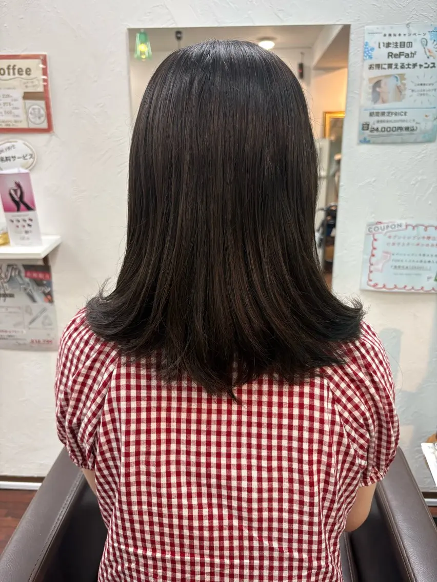 レディースカット+シャンプーの写真