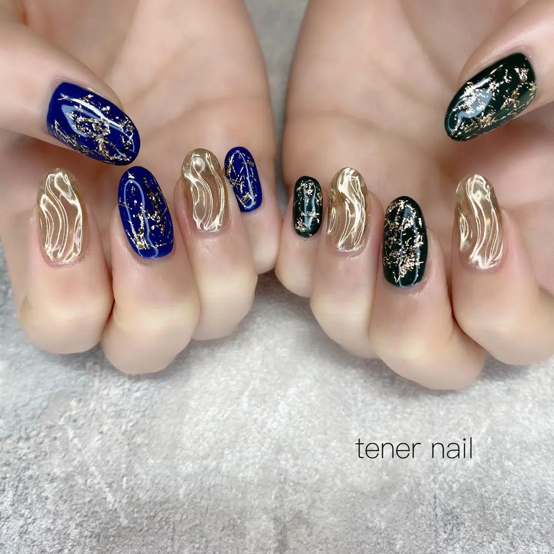 ネイル グリーン ネイビー テネルネイル tener nailのネイルデザイン