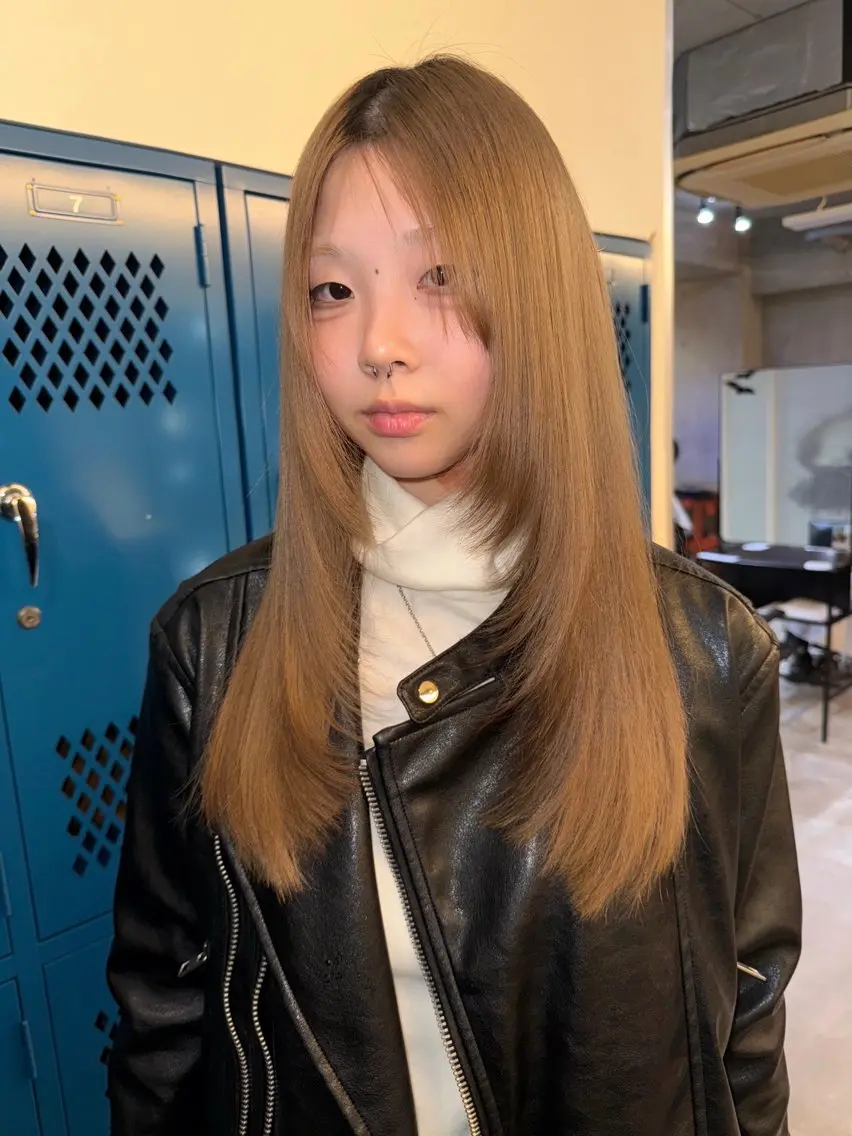 ロング ハイレイヤー レイヤーカット シャギー レイヤーカット\ウル フ　chinatsuのヘアスタイル