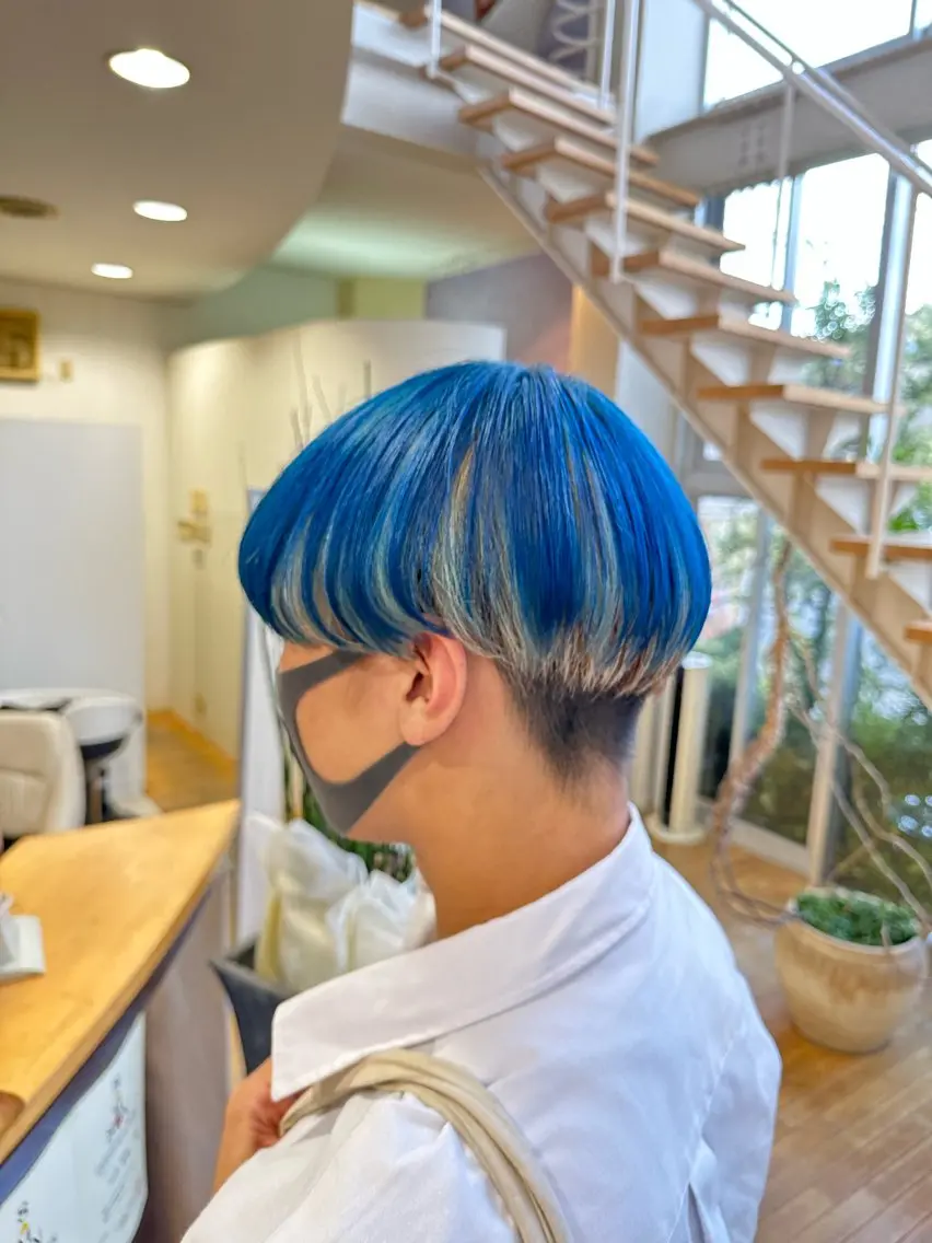 カラー インナーカラー 山本 瑠華のヘアスタイル