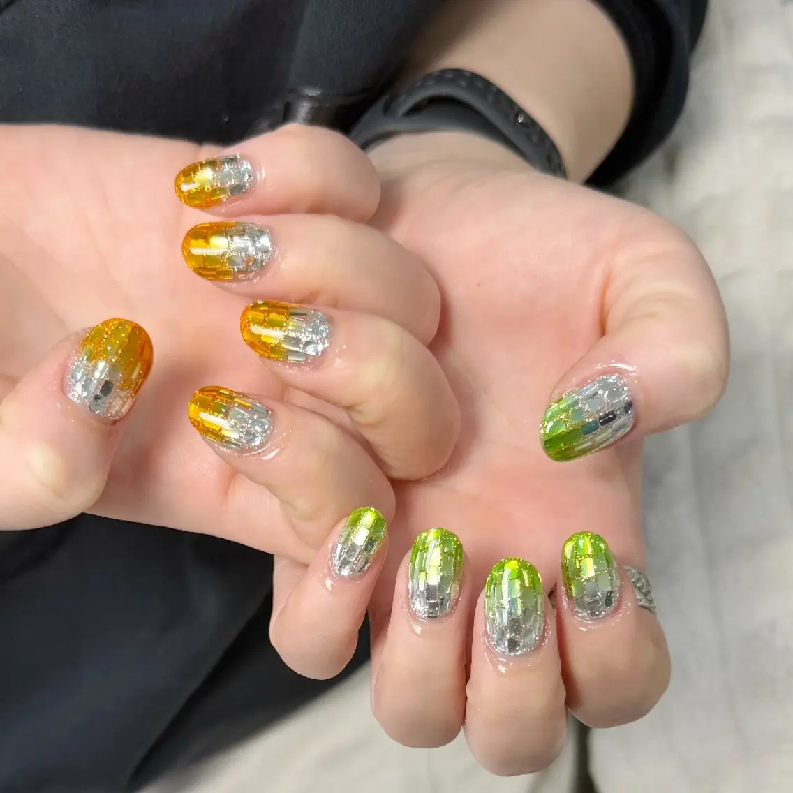 ネイル チークネイル フレンチネイル ジェルネイル ガーリー キラキラネイル ハンドネイル UM Nail Salonのネイルデザイン