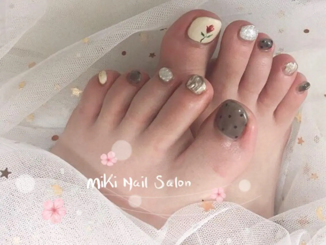 ネイル MiKi Nai池袋 長さだし得意のネイルデザイン