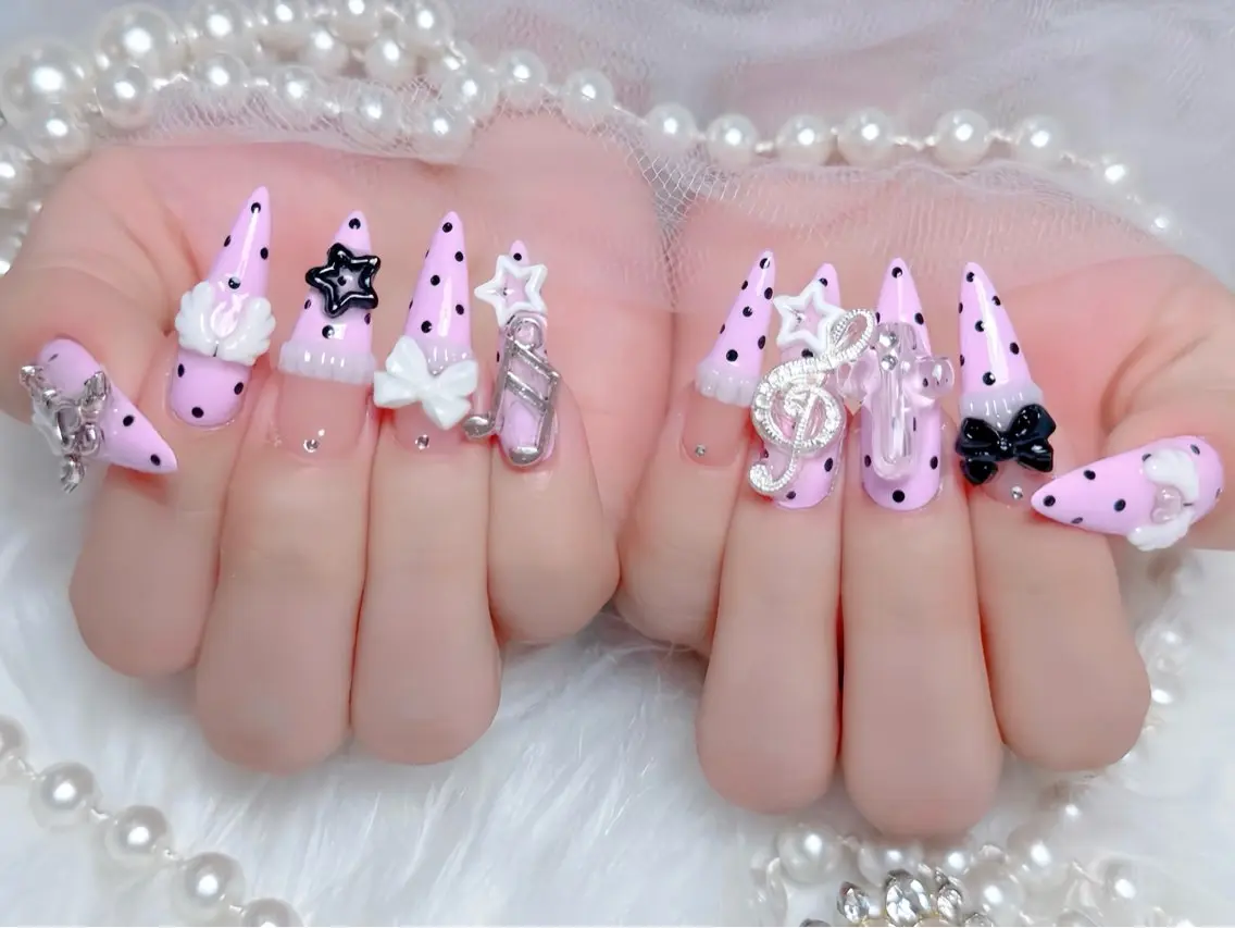 ネイル クリアネイル ドット フットネイル ジェルネイル グリーン ハンドネイル Rin Nail 新大久保店のネイルデザイン