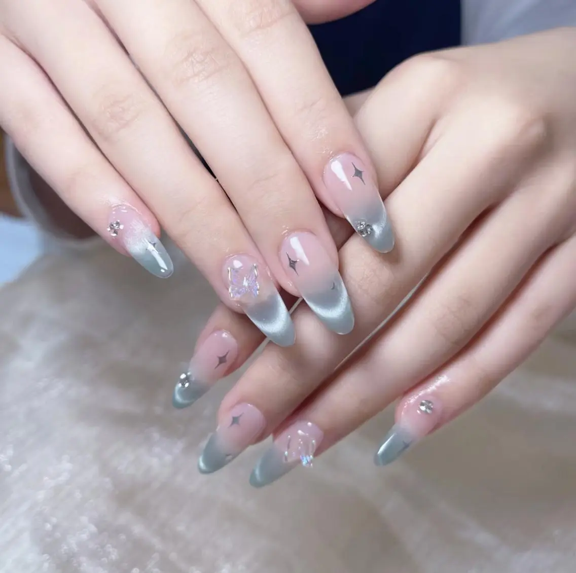 ネイル ハンドネイル Pure&Rich Nailのネイルデザイン