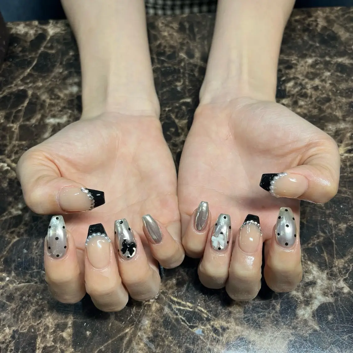 ネイル ハンドネイル IROHA nail Ami🐊🎀のネイルデザイン