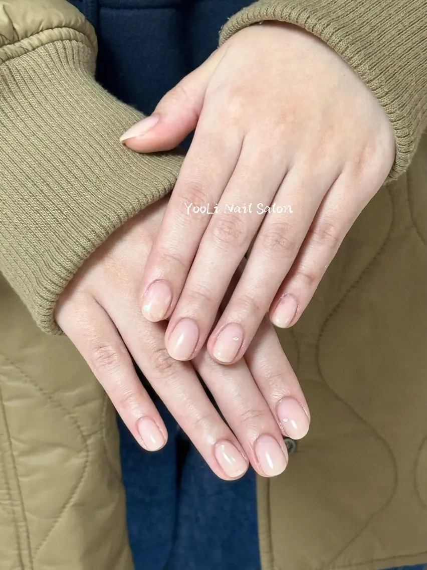 ネイル アートネイル オーロラネイル チークネイル フレンチネイル ガラスフレンチ ハンドネイル 🎀🎀YooLi Nail Salonのネイルデザイン
