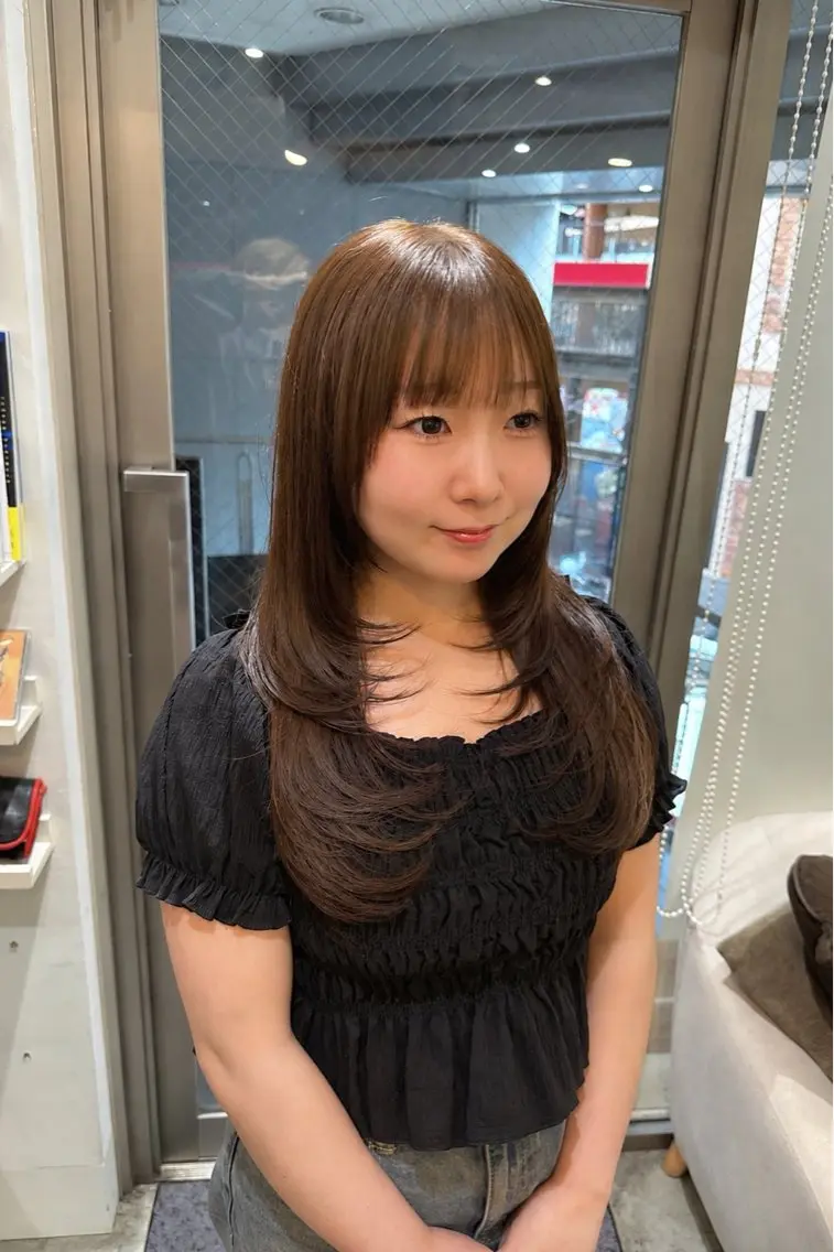 ロング レイヤーカット カット ヘアカラー 🌈レイヤーカット/ ハイトーン🌈タクマのヘアスタイル