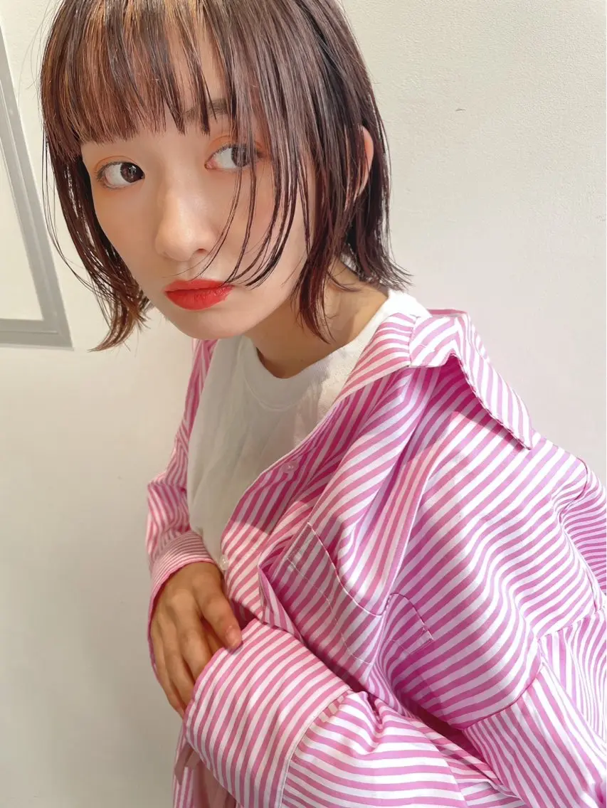 ショート ヘアカラー トリートメント カラー/ダブルカラー グレイカラー椿こはなのヘアスタイル