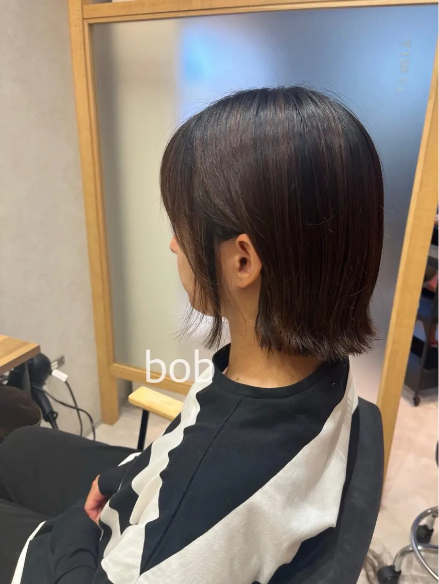 ショート ボブ イオカ ヒトミのヘアスタイル