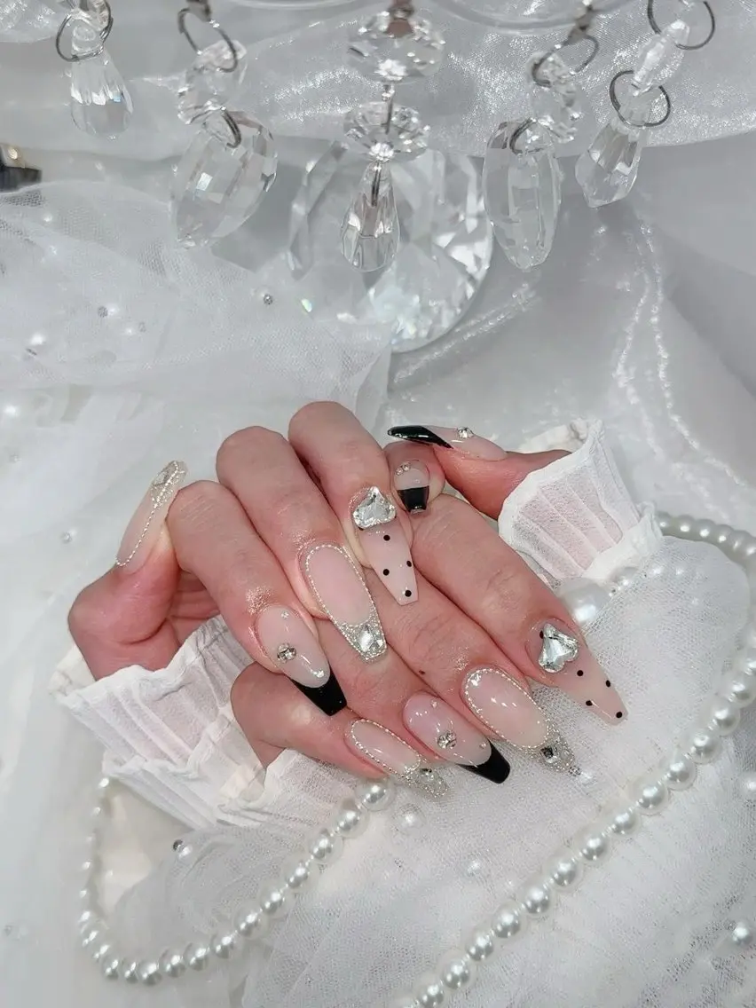 ネイル アートネイル 長さ出し ジェルネイル 韓国ネイル 持ち込み kana nailのネイルデザイン