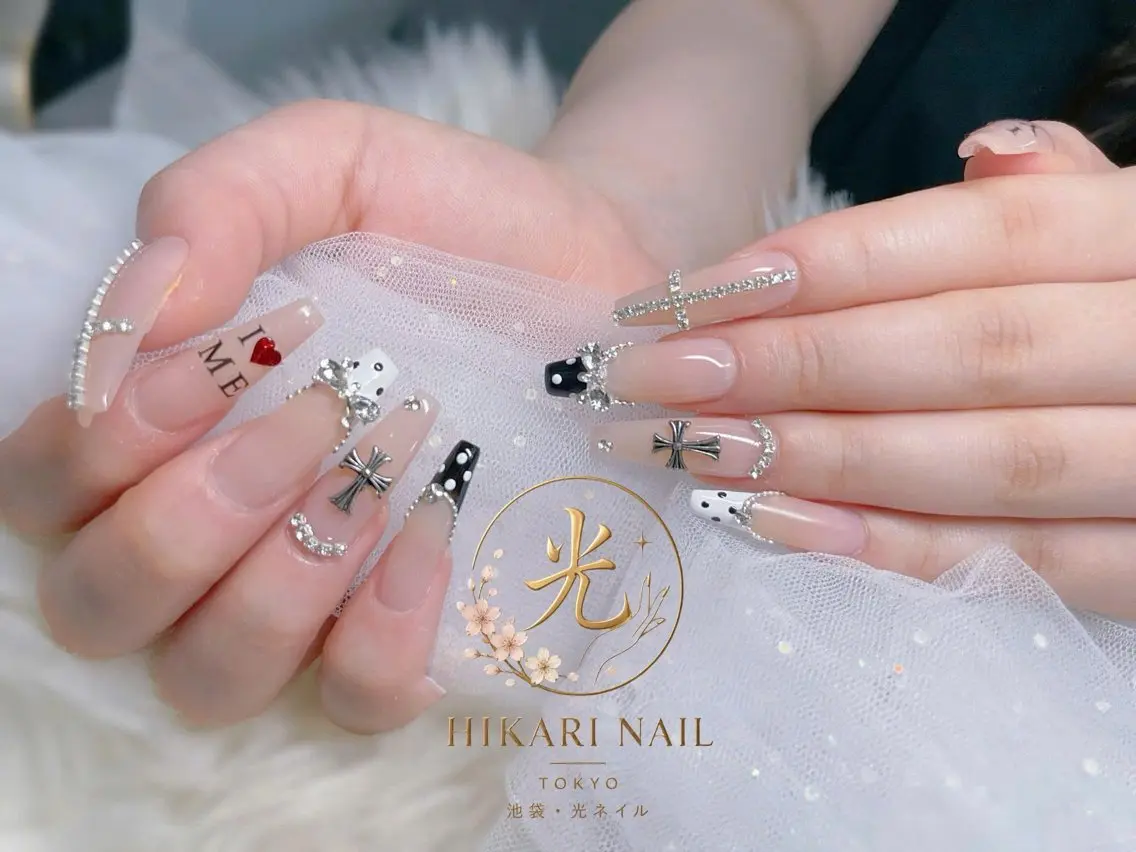 ネイル チークネイル 長さ出し フレンチネイル ガーリー ハロウィン ハンドネイル HikariNail Ikebukuroのネイルデザイン