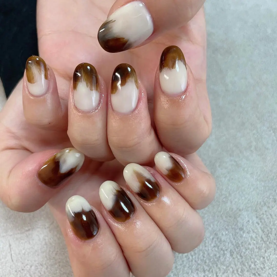 ネイル ニュアンスネイル シンプルネイル ハンドネイル lilbondir. chiharuのネイルデザイン
