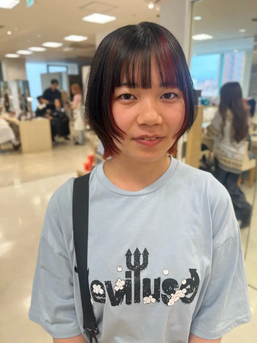 ショート カラー 暖色/ブリーチカラー 🎀 M i k uのヘアスタイル