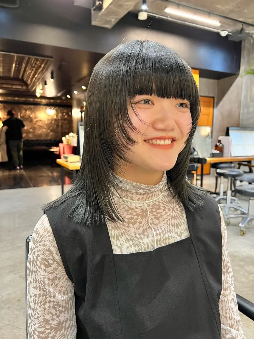 セミロング カラー 圧倒的デザイン力 店長🎨RENAのヘアスタイル