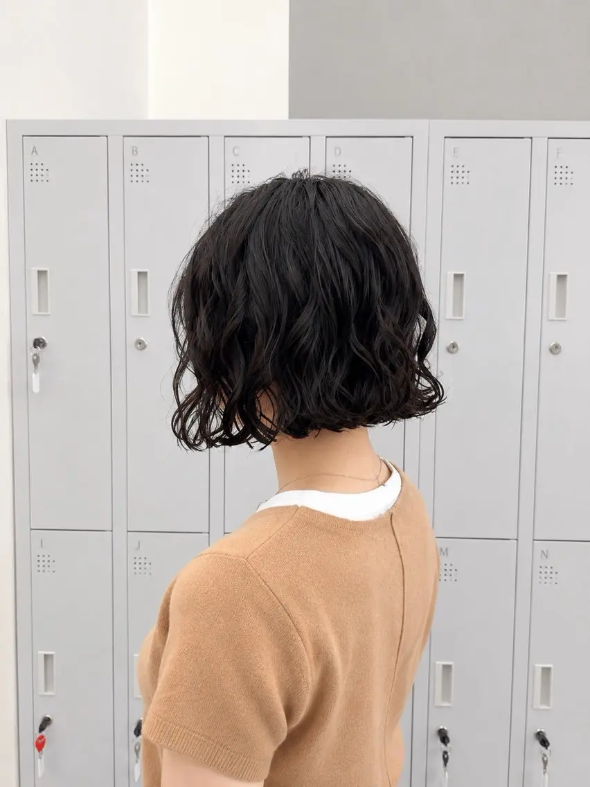 ショート パーマ カット パーマ ayana ボブ レイヤー パーマ🌀のヘアスタイル