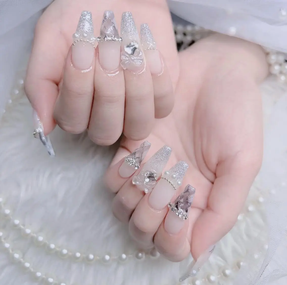 ネイル フレンチネイル ジェルネイル ハロウィン 韓国ネイル マグネットネイル ハンドネイル Hbaby nailのネイルデザイン