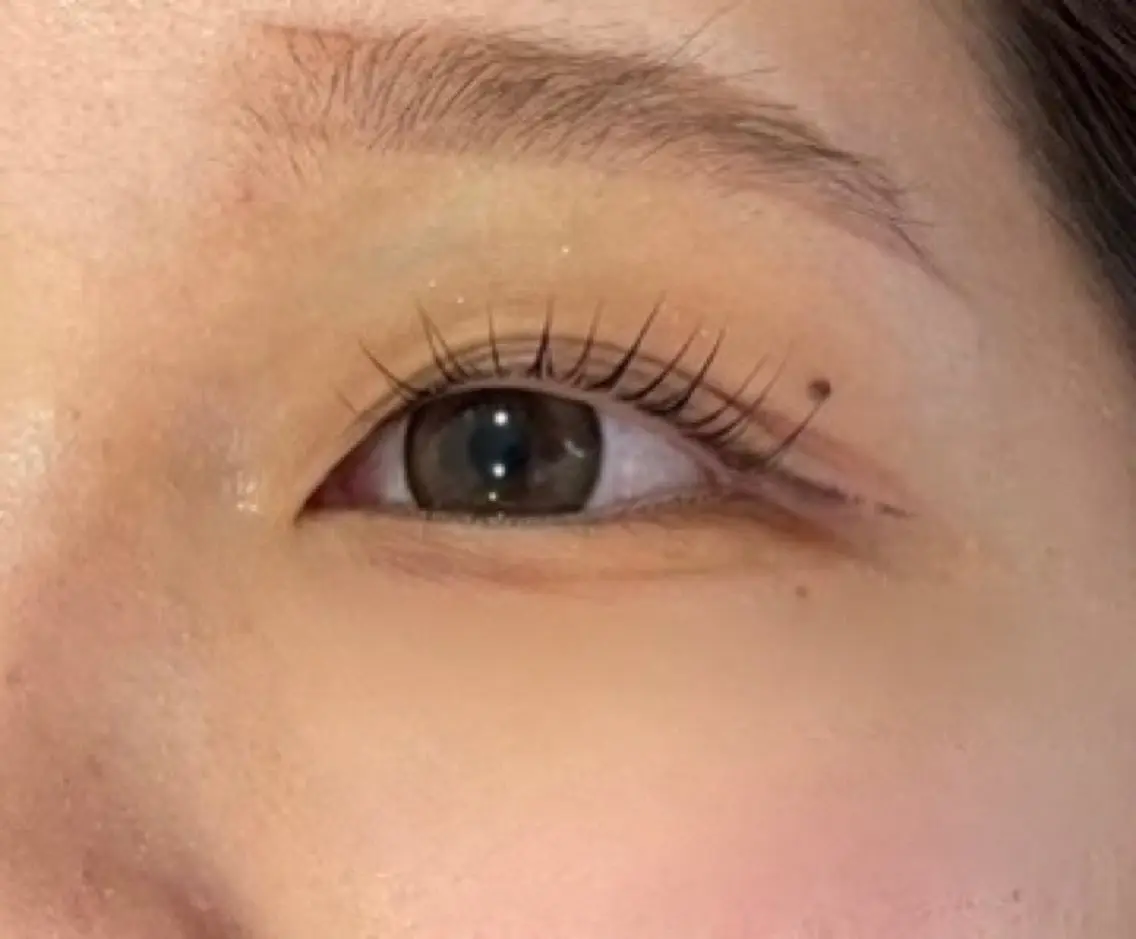 マツエク・マツパ 韓国エクステ／羽エク ダブルスキル💛のヘアスタイル