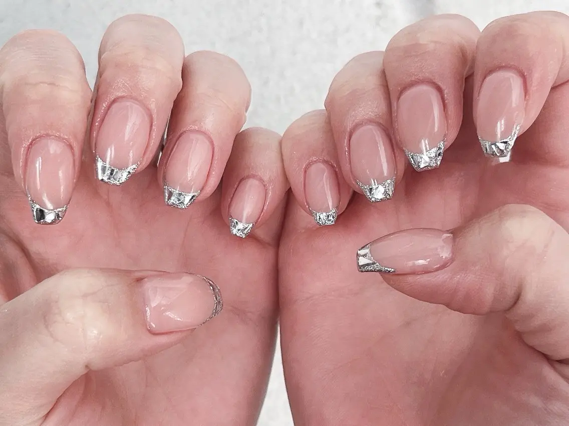 ネイル フレンチネイル ガラスフレンチ nailcute 大野のネイルデザイン