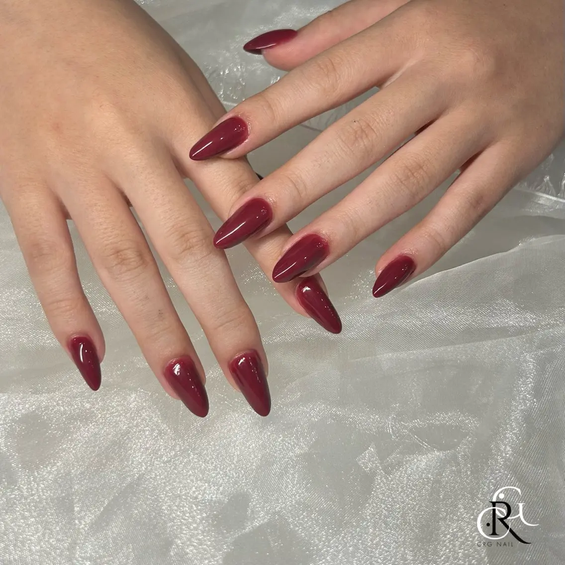 ショート ハンドネイル 美フォルムスカルプ✨ RENAのネイルデザイン