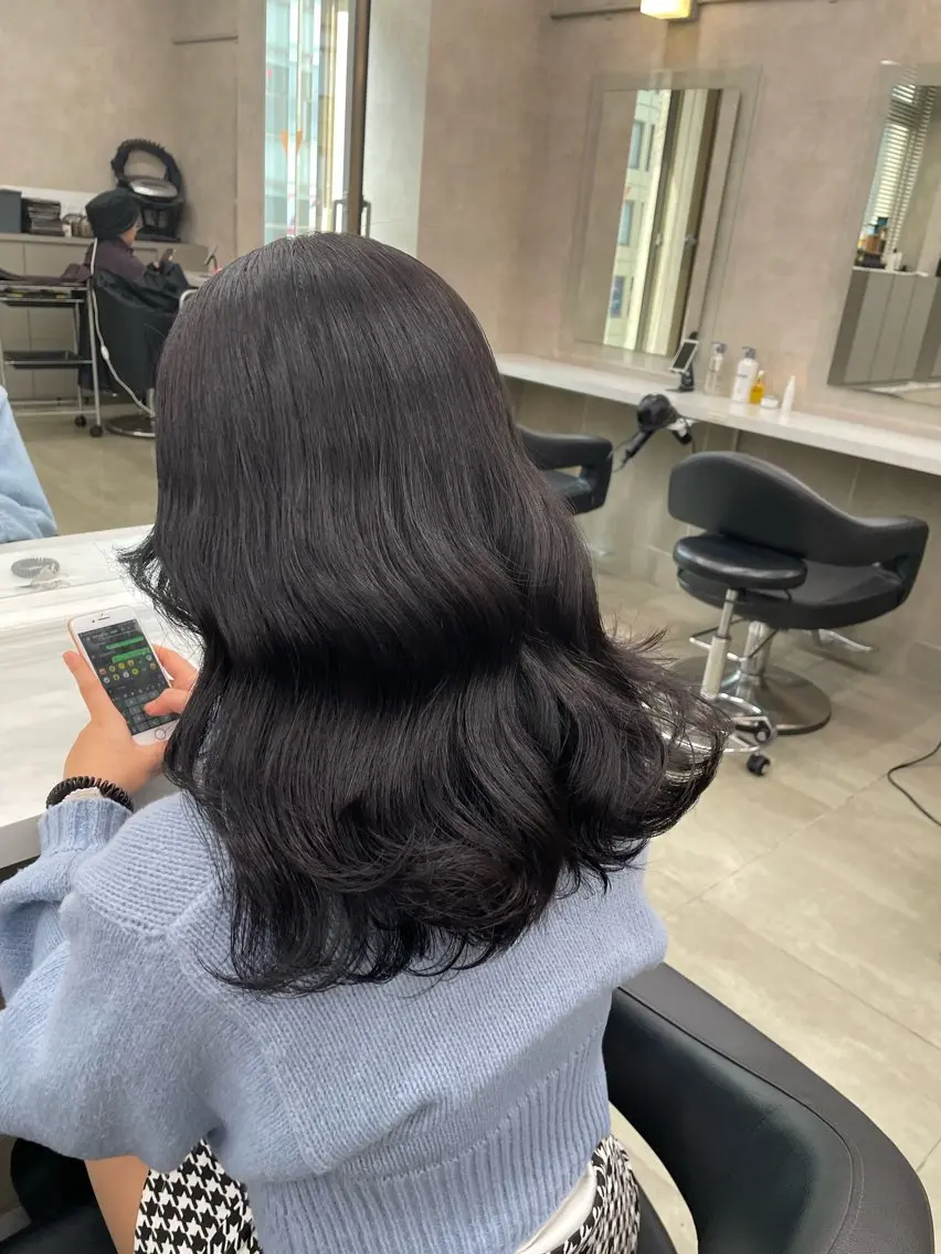 セミロング カラー パーマ ヘアアレンジ メンズ キッズ 韓国系🇰🇷🩶 艶暗髪/MEIのヘアスタイル