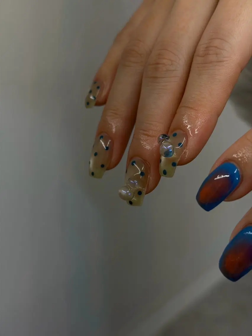 ネイル クリアネイル ドット ジェルネイル マグネットネイル ニュアンスネイル ハンドネイル ハンドケア Bana_ Nailのネイルデザイン