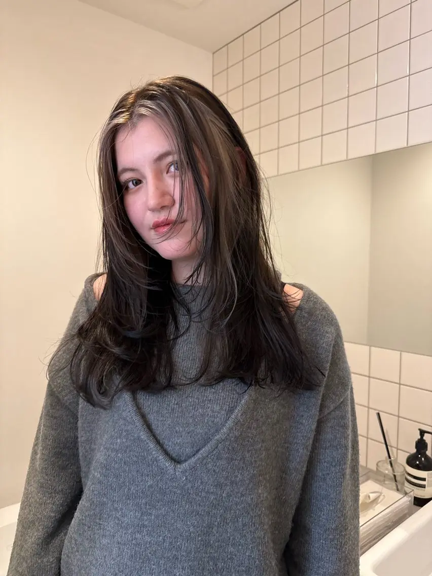 セミロング ミストバング カット ヘアカラー 舟橋耀/ブリーチカラ ー/レイヤーカットのヘアスタイル