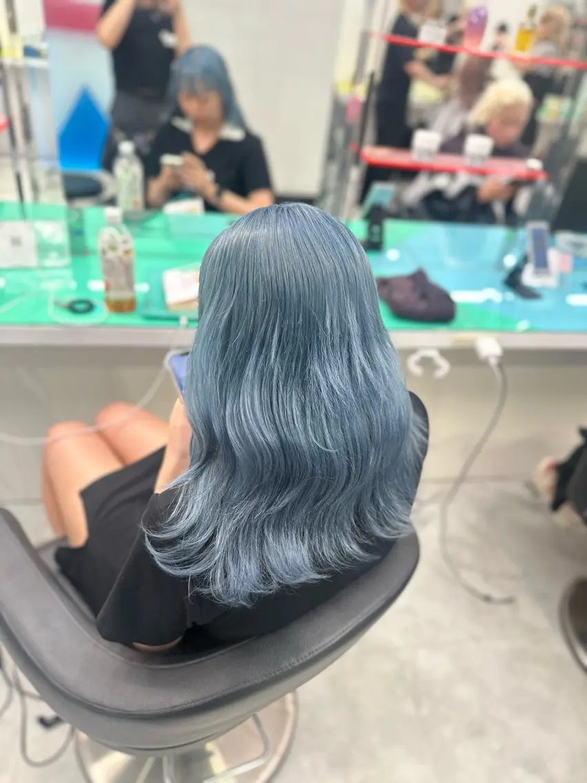 セミロング カラー ブリーチ ♡ダブルカラー特化♡ miyuのヘアスタイル