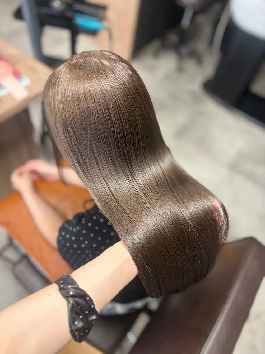 セミロング カット ヘアカラー トリートメント きょうか🩶 /艶髪/髪質改善のヘアスタイル