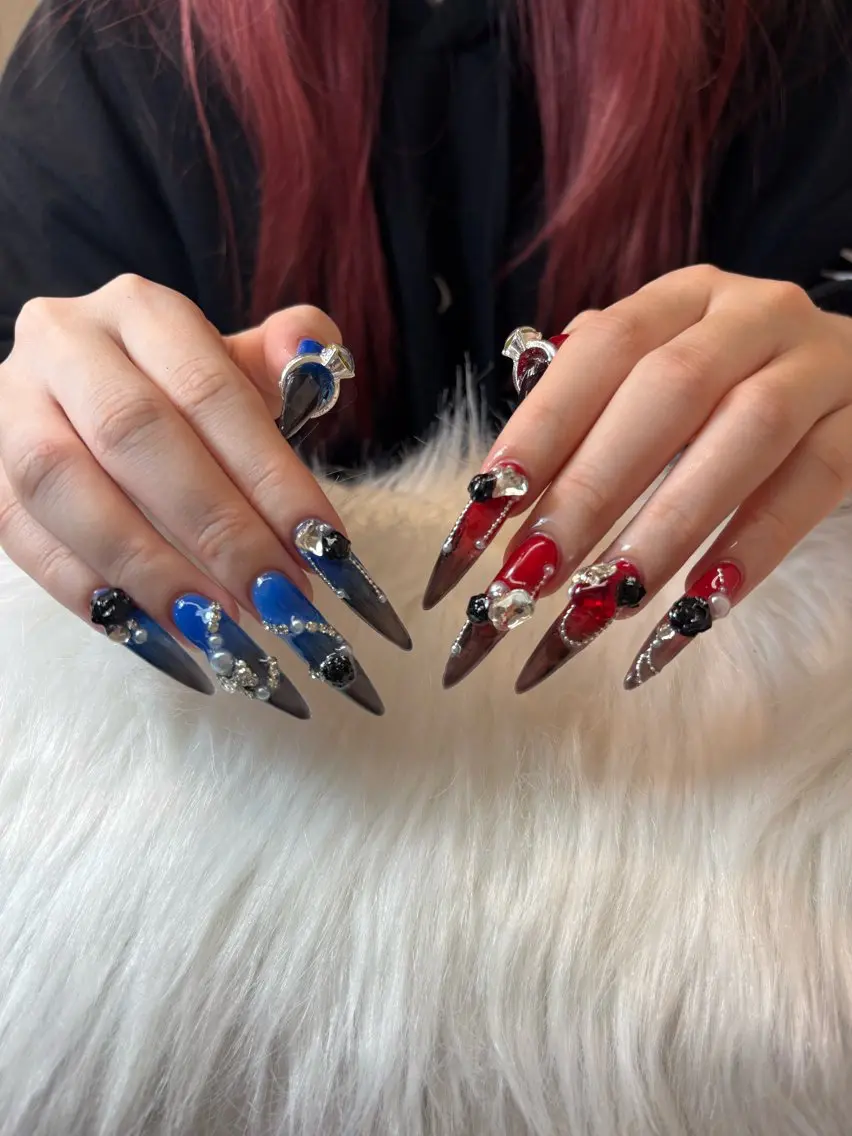 ネイル グラデーション キラキラネイル ワンカラーネイル 冬ネイル Jenn Nail Salonのネイルデザイン