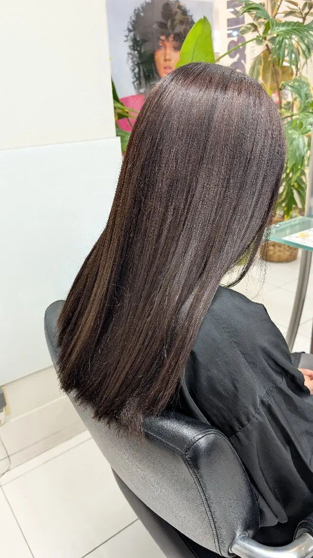 カラー TONI＆GUY酒井 紅氏朗のヘアスタイル