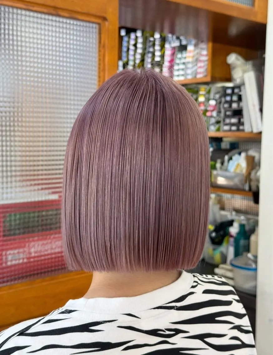 ミディアム 天谷 桂子のヘアスタイル
