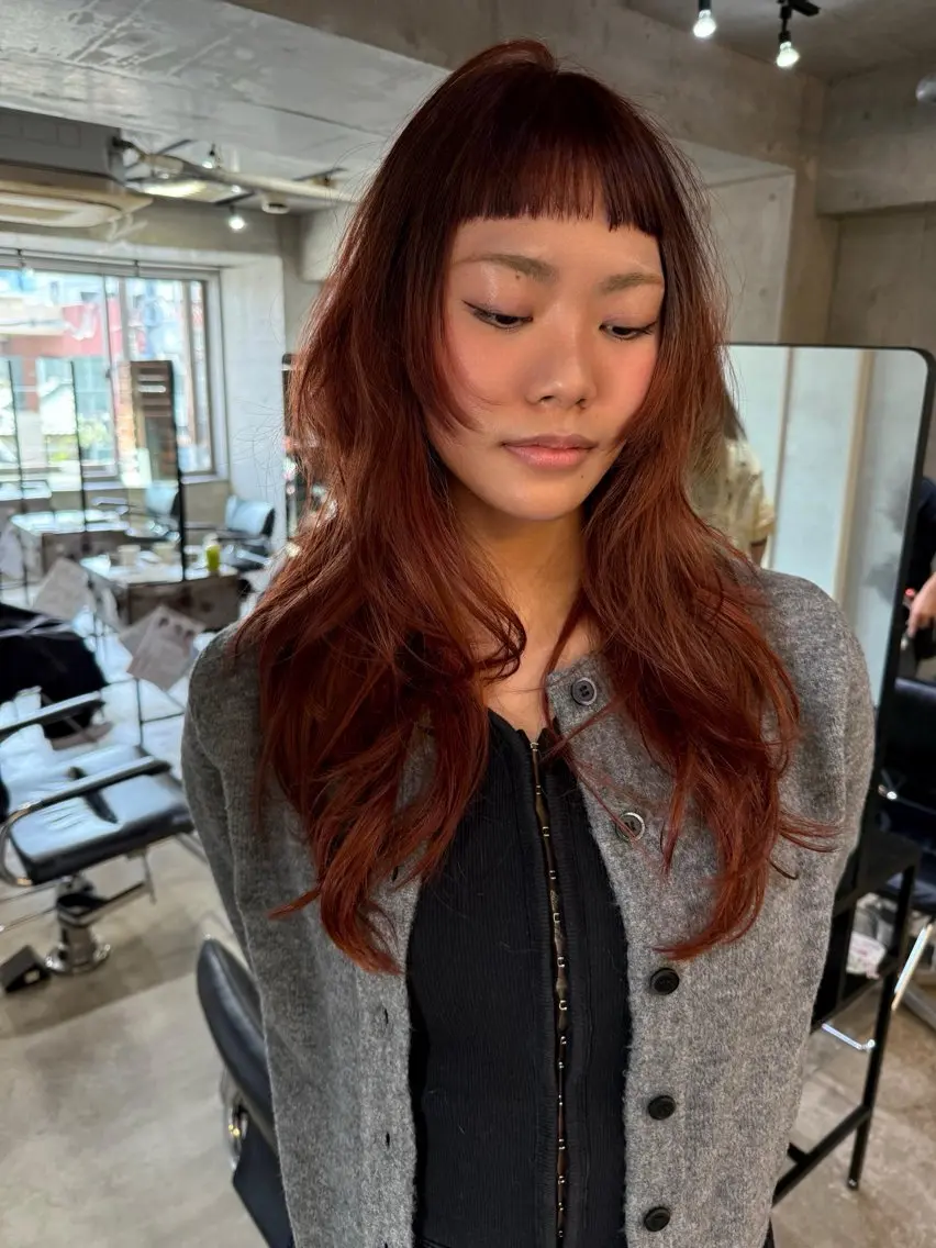 ロング レイヤーカット オン眉 レイヤーカット\ウル フ　chinatsuのヘアスタイル