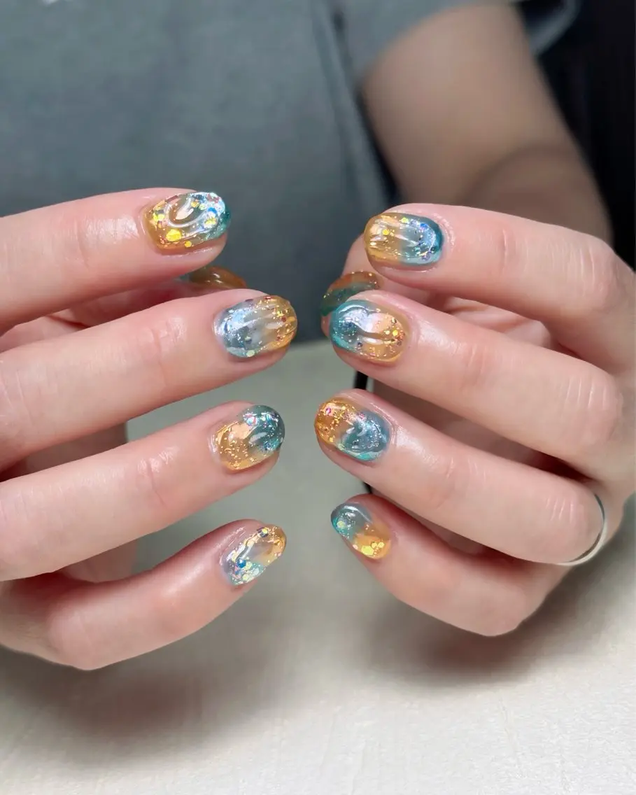 ネイル ハンドネイル Tiny Glowのネイルデザイン