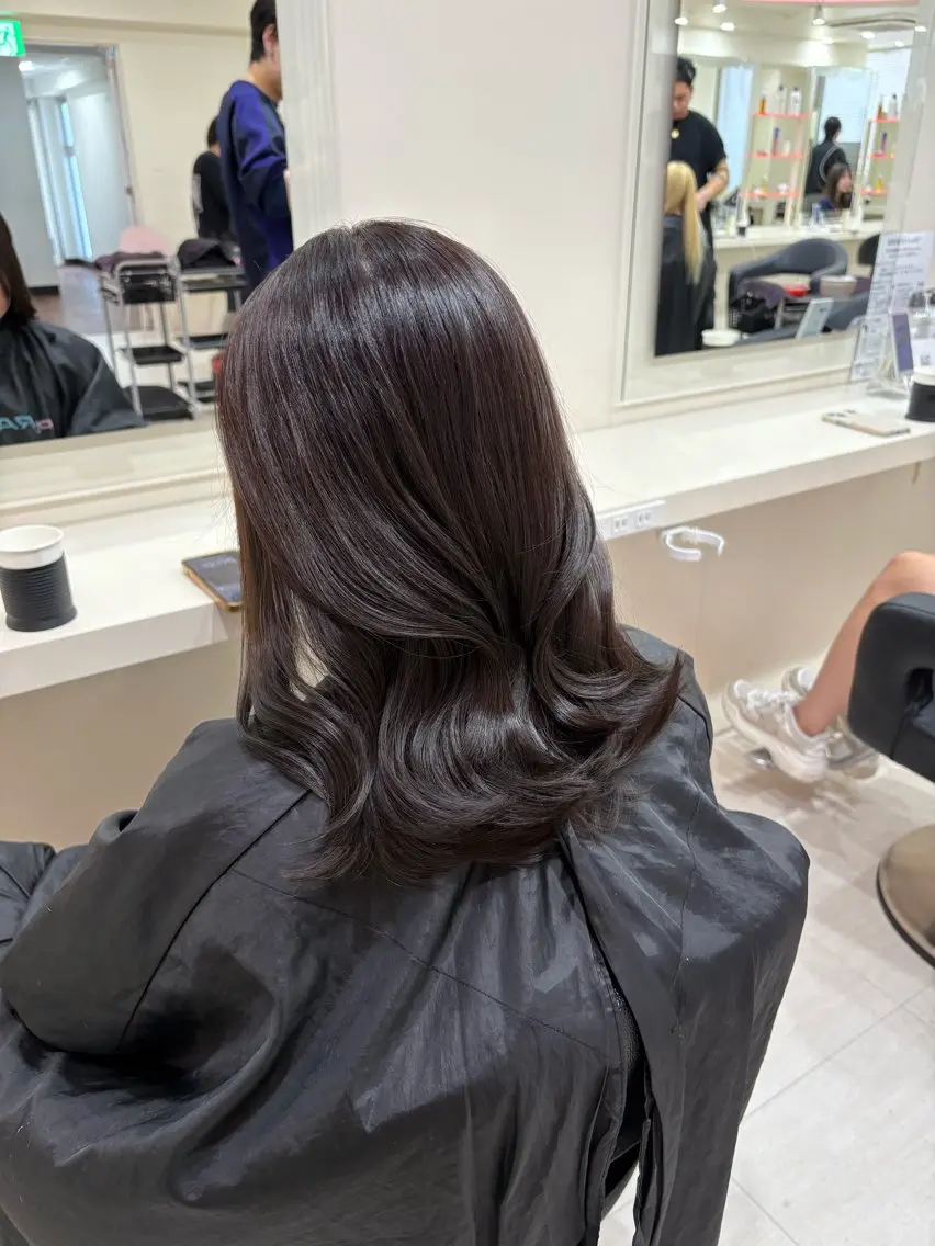 ミディアム カラー ヘアアレンジ ヘアカラー 💟RINNA 艶カラー💟のヘアスタイル