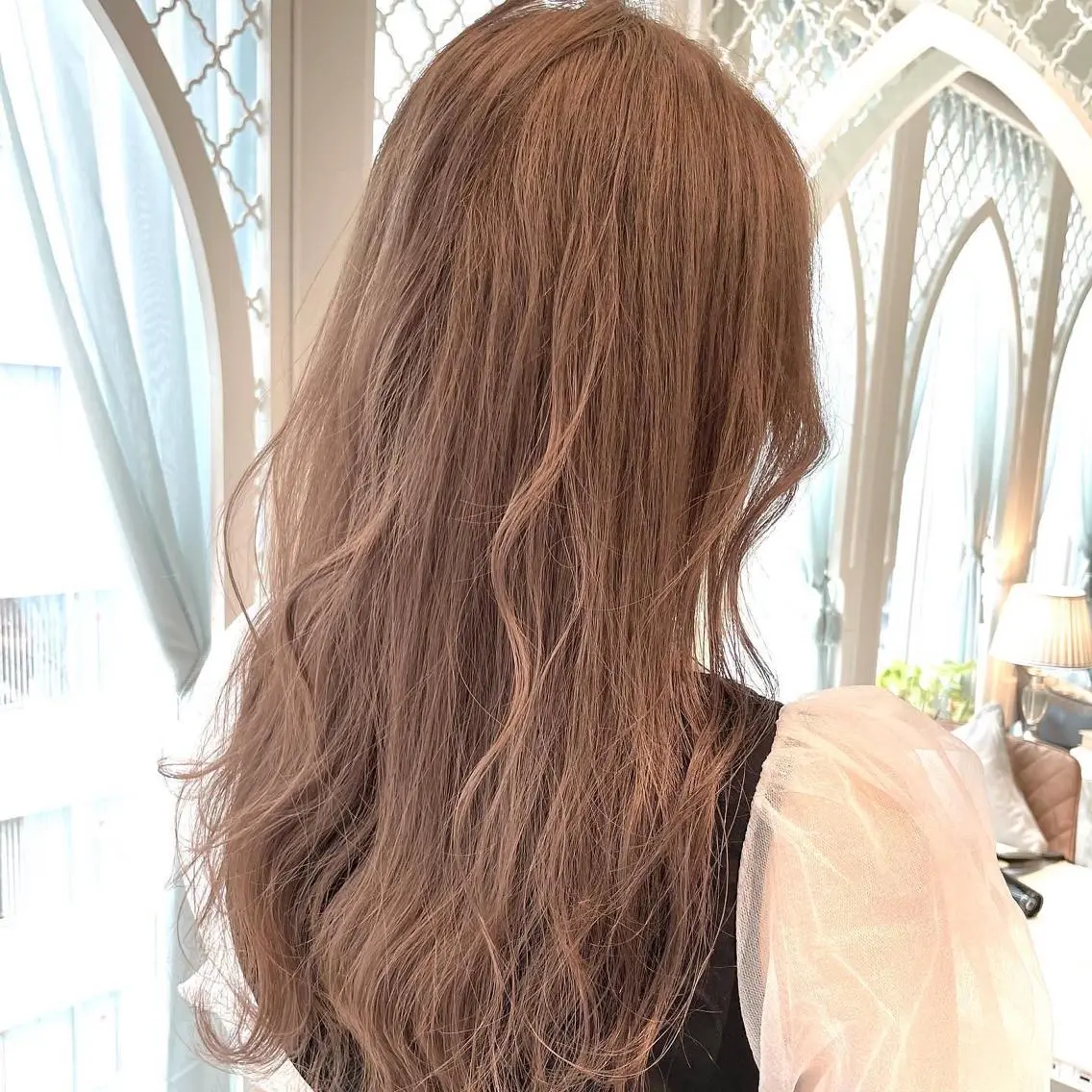 カラー ベージュカラー 黒髪 ブリーチ ブルーカラー ブルーブラック ヘアカラー 木屋元一/透明感 /前髪/レイヤーのヘアスタイル