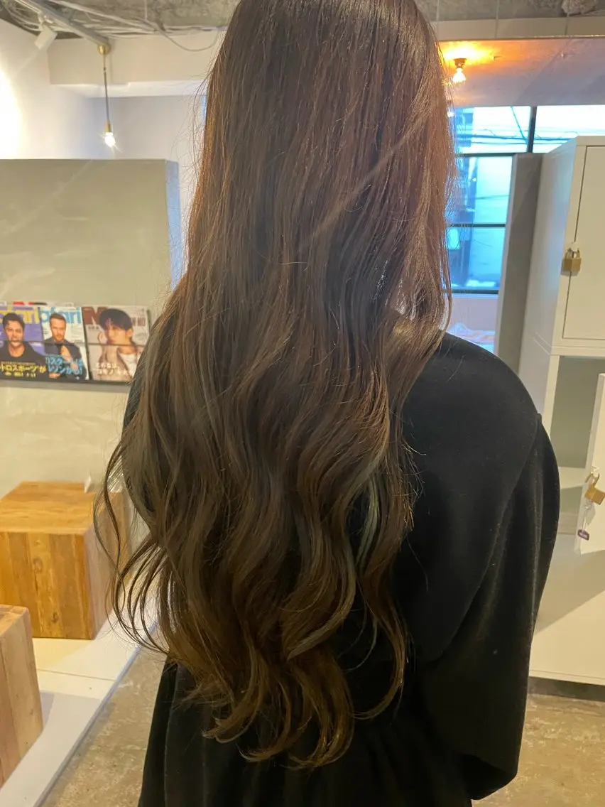 カラー ベージュカラー ブリーチ 宮原 愛果のヘアスタイル
