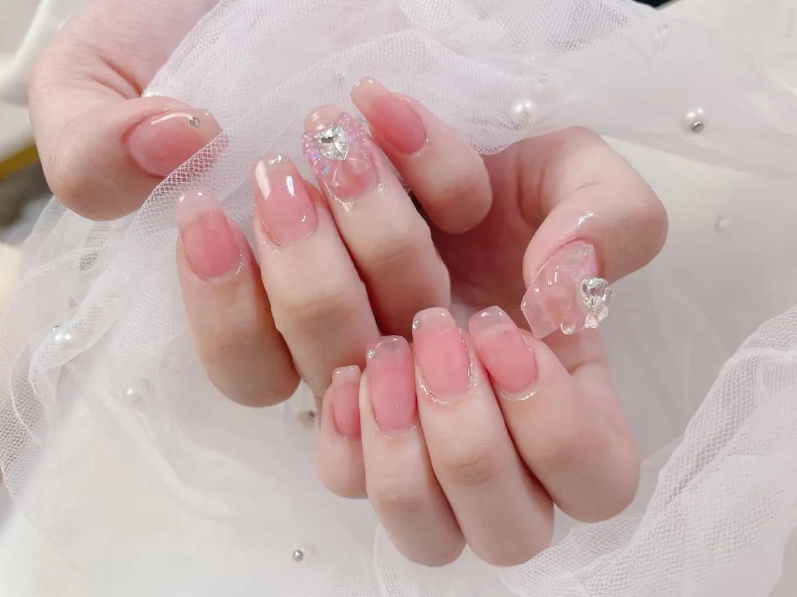 ネイル ハンドネイル ハンドケア ネイルサロンエクラ 🫧Shizukaのネイルデザイン