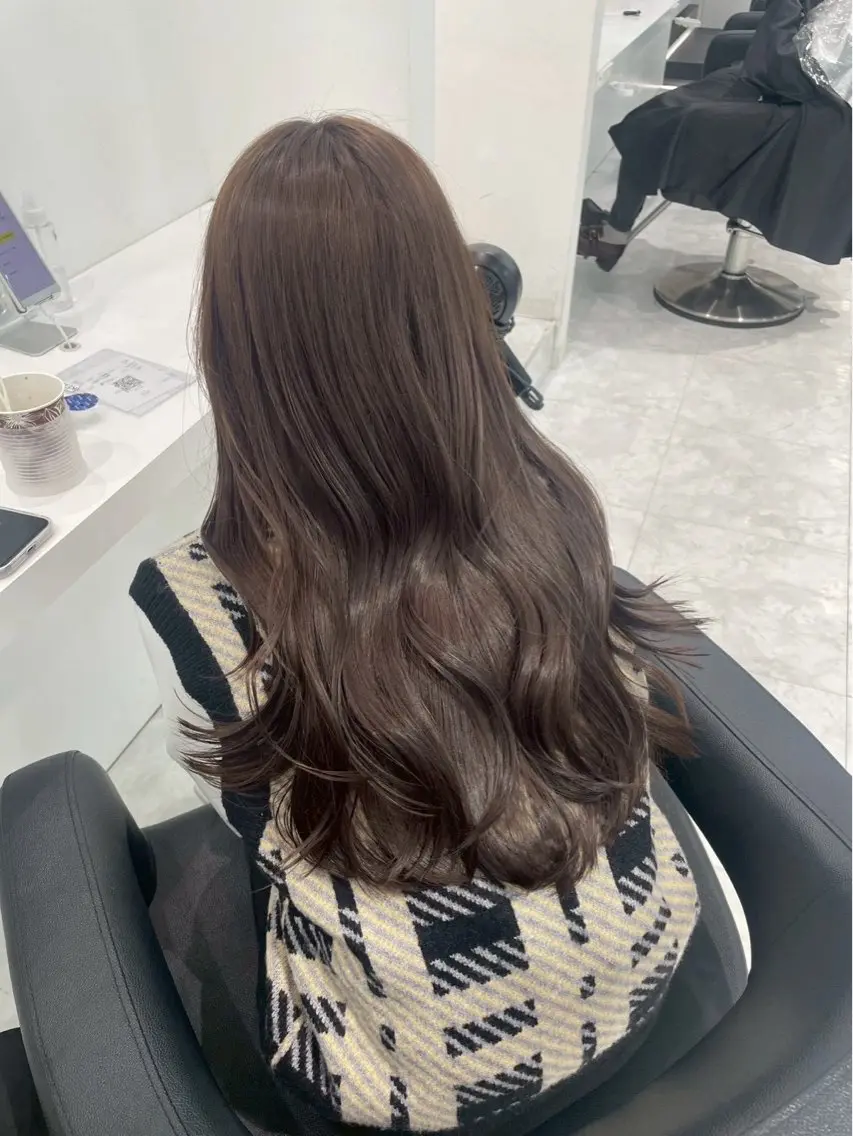 ロング カラー ヘアアレンジ 艶髪グレージュ🩶 maharuのヘアスタイル