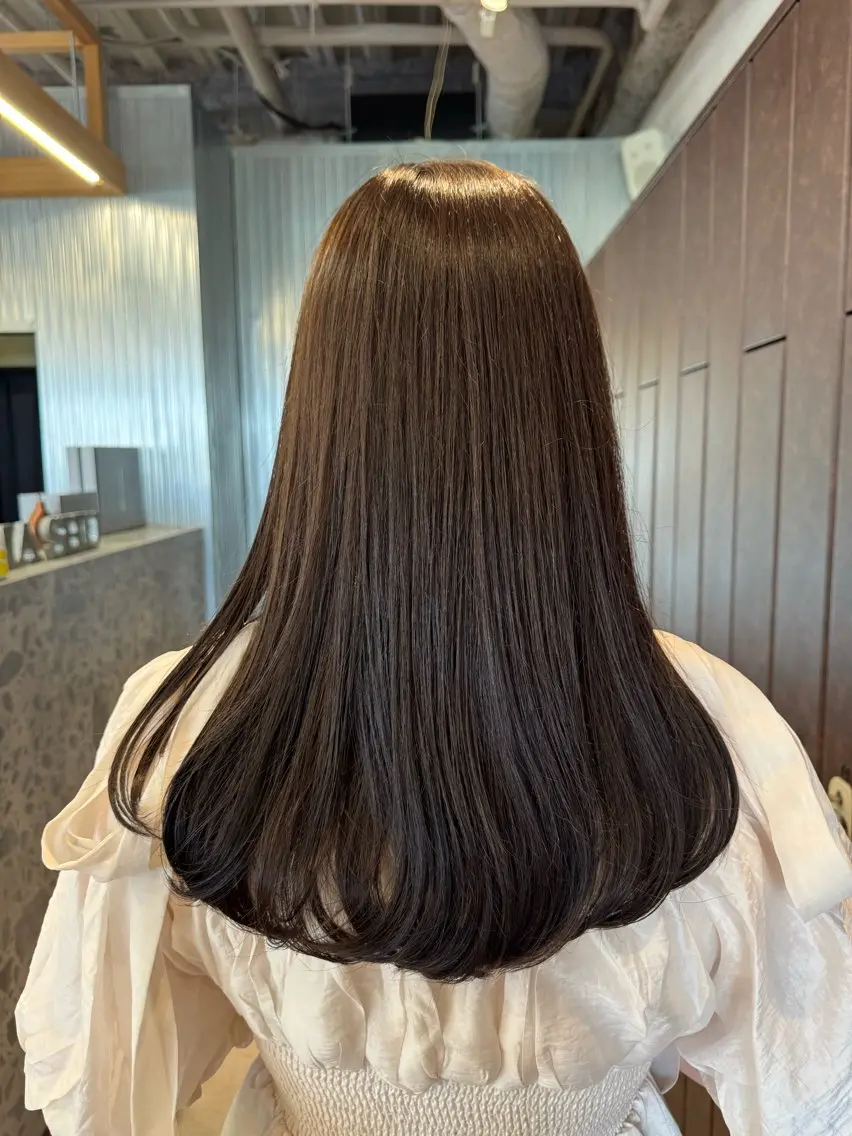 ロング レイヤーカット カット ヘアカラー まほ/レイヤーカット 🍒🤍透明感カラーのヘアスタイル