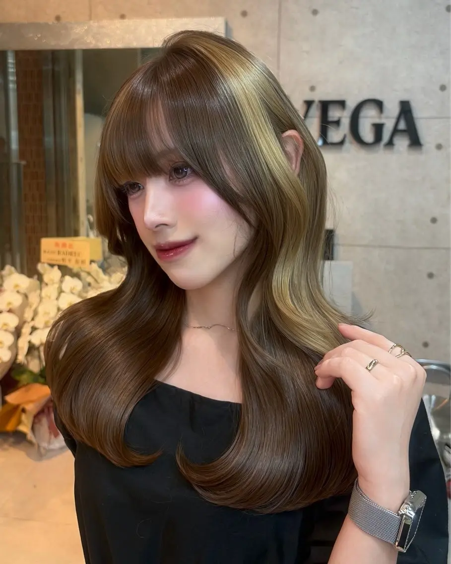 ロング カラー ヘアアレンジ みのり ワンホンヘア🕊️のヘアスタイル