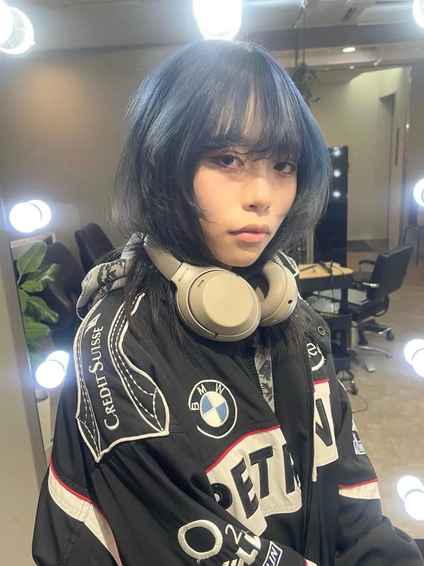 ミディアム カラー YUSUKE レイヤーカットカラーのヘアスタイル