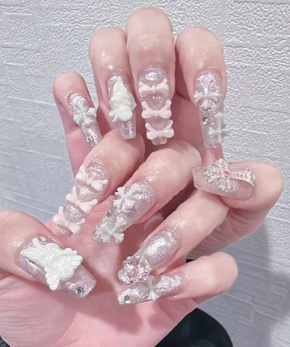 ネイル ハンドネイル Luvia harumiのネイルデザイン