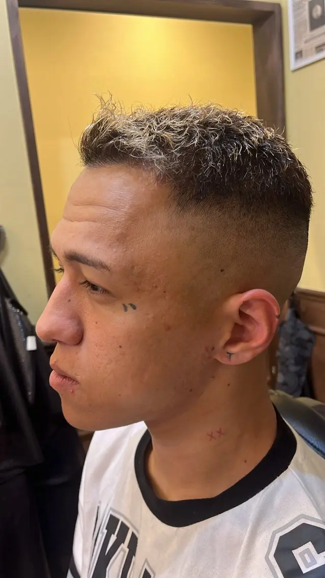 ショート メンズ フェードカット サカモト ケイゴのヘアスタイル
